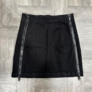 Carmar Black Denim Zipper Mini Skirt Size 24